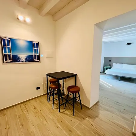 Διαμέρισμα 5 Terre Hub Art *