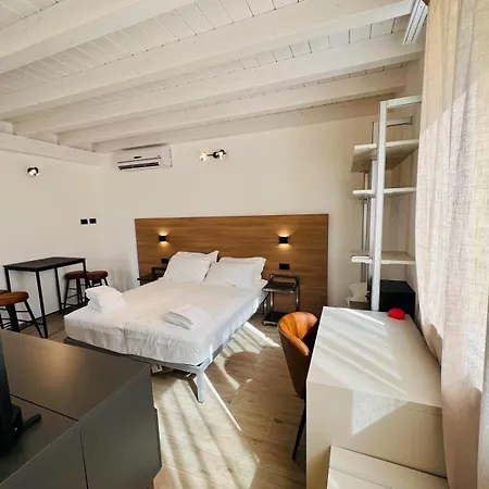 5 Terre Hub Art * Λα Σπέτσια