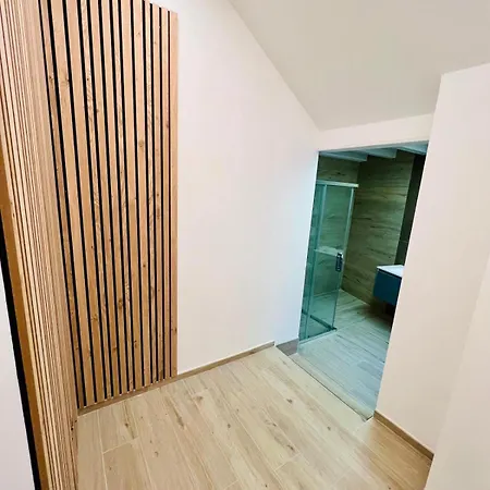Apartmán 5 Terre Hub Art *
